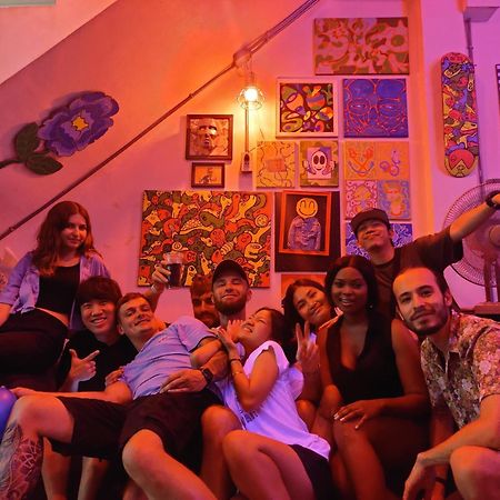 Holy Sheet Hostel Банкок Екстериор снимка
