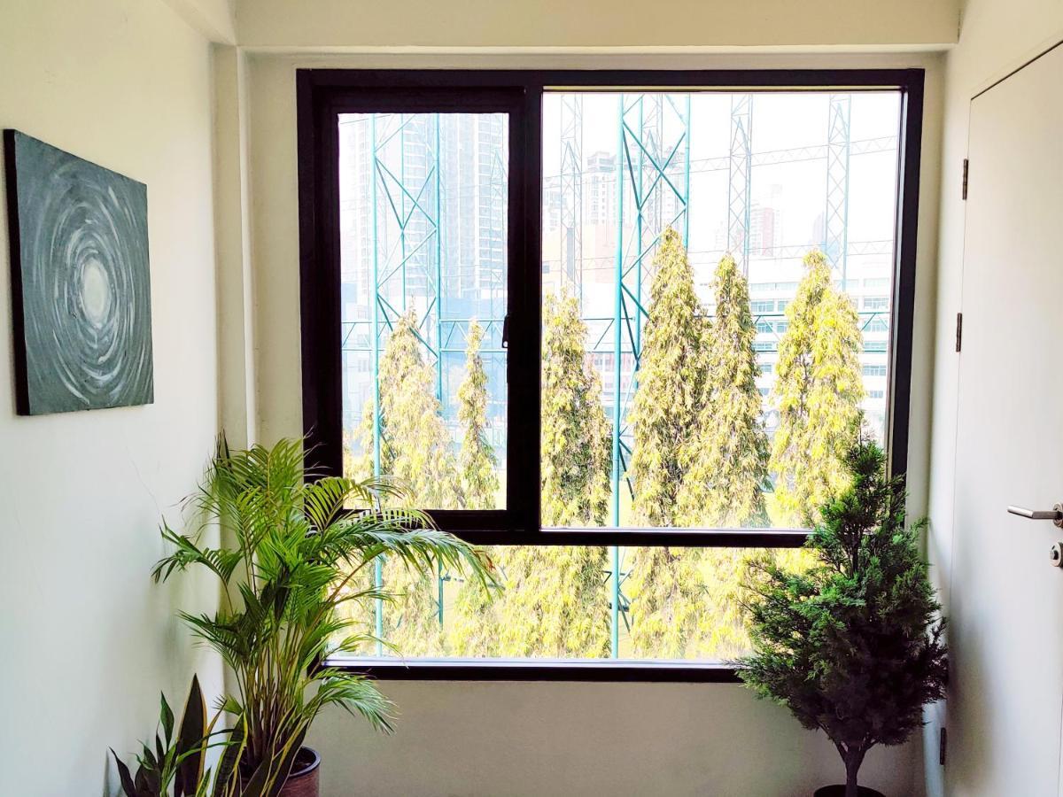 Holy Sheet Hostel Банкок Екстериор снимка